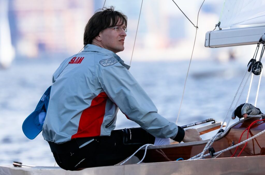 Президент российской ассоциации класса “Дракон” Виктор Лось:  «У “дракона” много плюсов, и переживать за жизнеспособность класса не стоит»